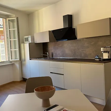 Lejlighed Largo A Zoppi